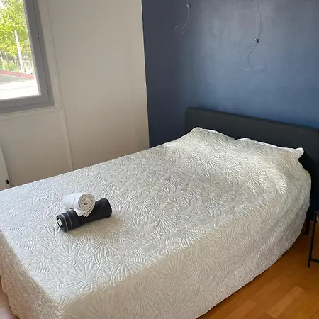 Beaux Arts - 2 Chambres, Parking, Balcon, Climatisation Et Piscine Apartament *